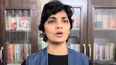 नेहा-सिंह-राठौर-के-खिलाफ-इन-11-धाराओं-में-fir,-लोकगायिका-ने-कहा-एक-मामूली-लड़की-इतने…